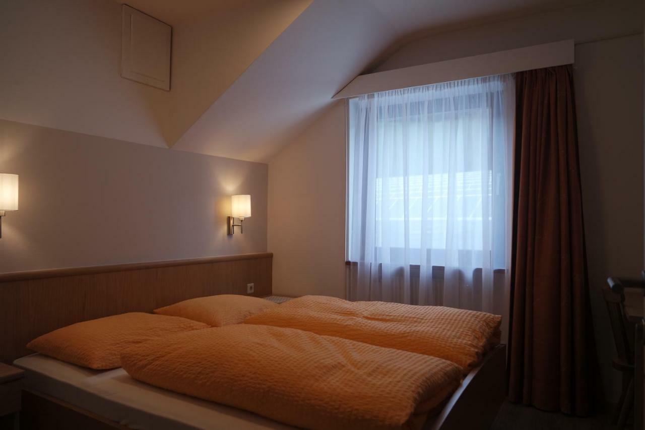 Unterbergerhof Villa Val di Vizze Luaran gambar